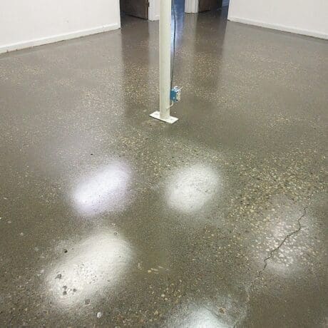 Sealed floor in a commercial space