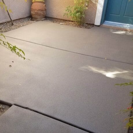 Quartz sand resurface on a porch
